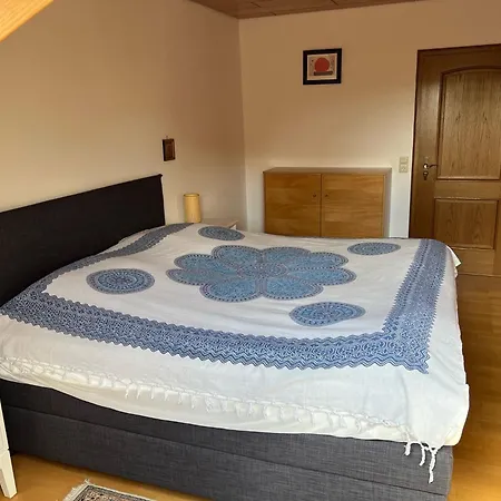 Holiday home Mit Garten Und Spieloase Fuer Buehl (Rastatt)