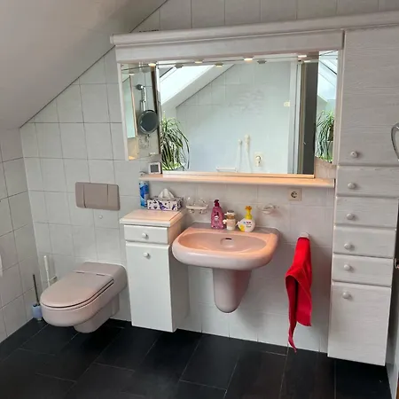 Mit Garten Und Spieloase Für Bühl